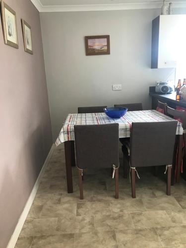 Зручності, Park Cottage in Беррей Віллидж