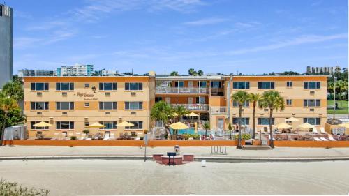 Page Terrace Beachfront Hotel 1