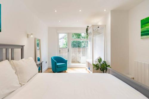 Central, Bright 2 Bed Flat, Edinburgh (photo 3)