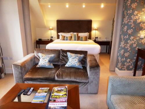 Lindeth Howe Hotel Room Type - Deluxe King Suite