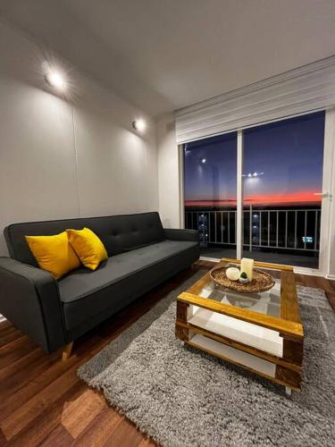 Departamento nuevo con excelente ubicación