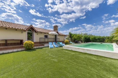 6 bedrooms villa with sea view private pool and jacuzzi at Olivella