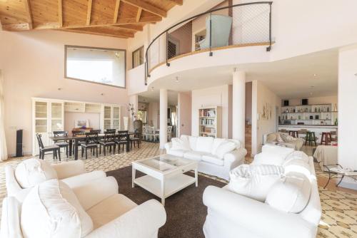 6 bedrooms villa with sea view private pool and jacuzzi at Olivella