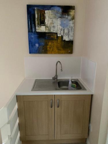 Quiet, spacious double bedroom!, Peterborough (photo 11)