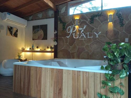 Hot tub, Pualy Resort & Spa in Belén De Escobar