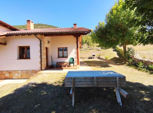Iekārtas, La Huertona in Pesaguero