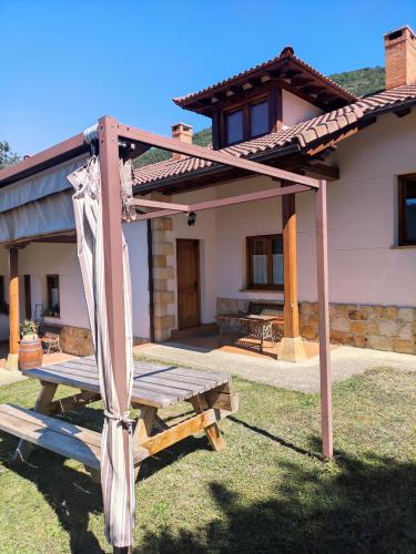 Viesnīcas āriene, La Huertona in Pesaguero