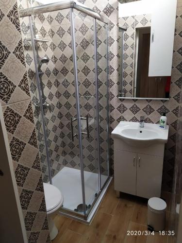 Two-Bedroom Apartment with Terrace image 6