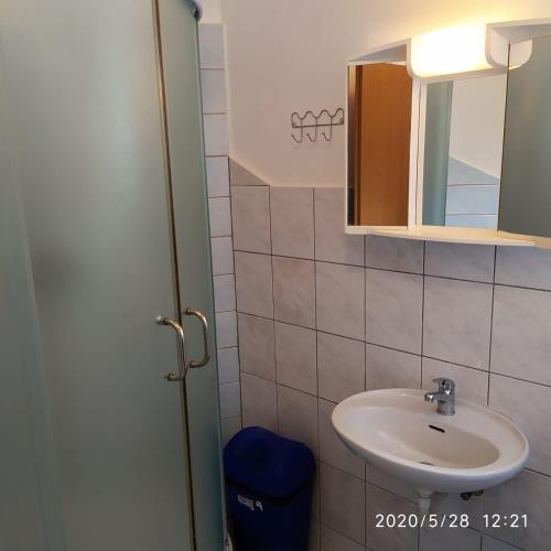 Double Room with Terrace image 5