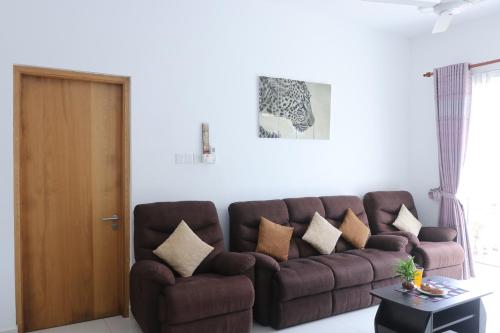 Perinsha Ocean Apartment- Elysian Residencies@Mount Lavinia