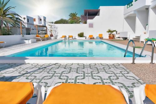 Apartamentos Isabel - image 3