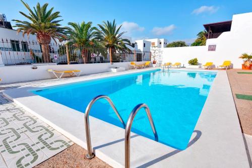Apartamentos Isabel - image 12