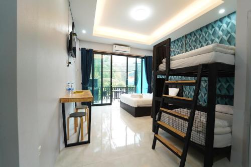 Chillax @Khaosk Hostel in Khao Sok (Suratthani)