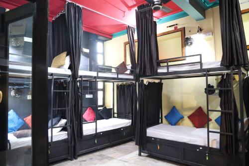 SantKripa Backpackers 400 Mtr from Railway station – Jodhpur, FL