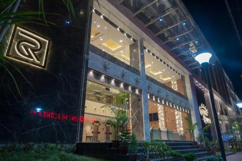 Entrance, GOLDEN RETREAT in Berhampore
