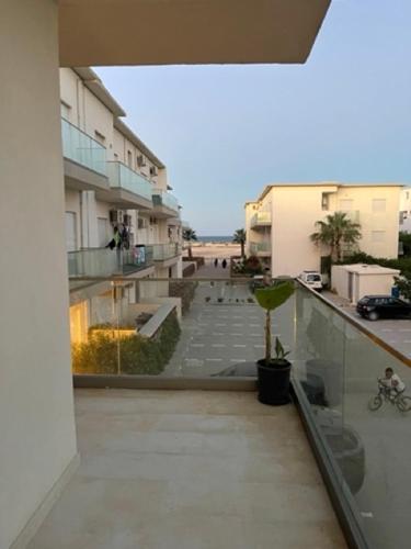 Balcony/terrace, Lovely executive 2 BD w/ Free Parking and sea view in Mahdia