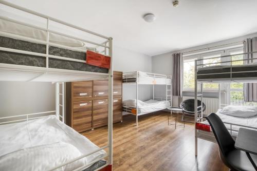 Hostel Stara Praga Południe na Wiatracznej - image 10