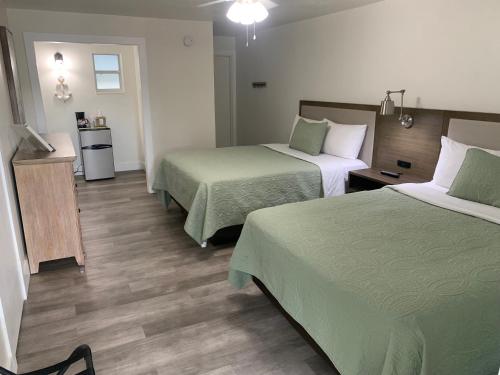 Queen Room