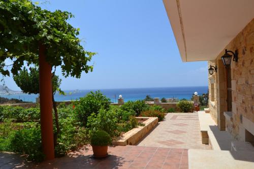 Romantica Apartments 4