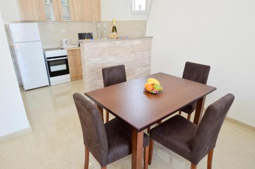 Four Seasons Apartments in Kotor