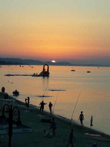 Sunset studio, Pefkohori (photo 2)