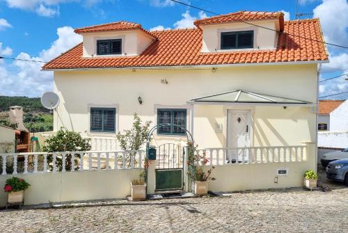 Espectacular casa 210 m2 cerca de lindas playas gîte à louer Outeiro