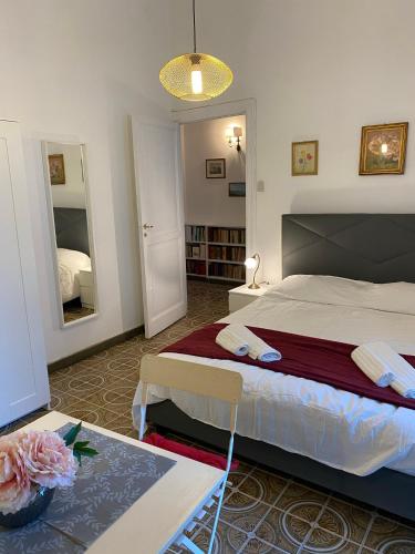 Rooms in San Domenico Maggiore 3 3