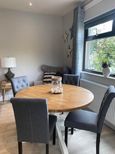 Létesítmények, The Annexe Porthcawl Pet Friendly 2 Bedroom Flat with King Size bed bunk beds and sofa bed sleeps up in Nottage
