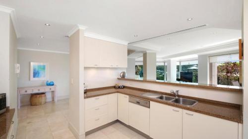 Unit 14 - 3 Bed Garden View, Terrigal (photo 5)