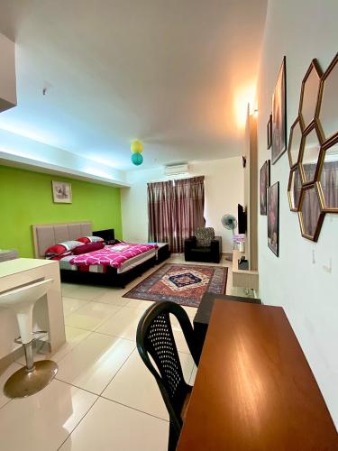 Private Studio Viana Court Service Apartment 2 with private parking in Wakaf Che Yeh