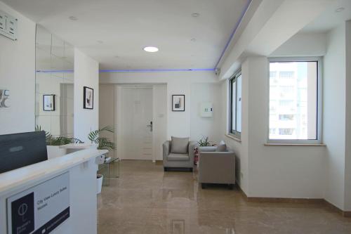 Előcsarnok, Phaedrus Living: Luxury Suite Nicosia 503 in Városközpont