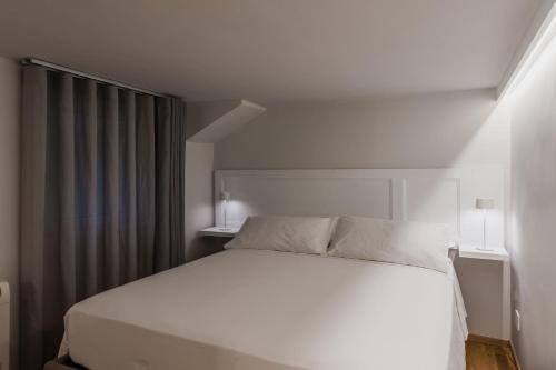 Two-Bedroom Apartment image 3