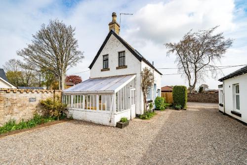 Robins Nest Cottage