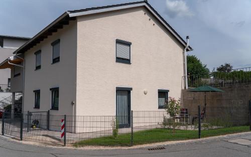 Ferienwohnung mit Salzachblick