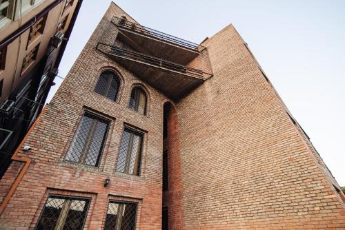 Wine Rock Hotel – Tbilisi, MA