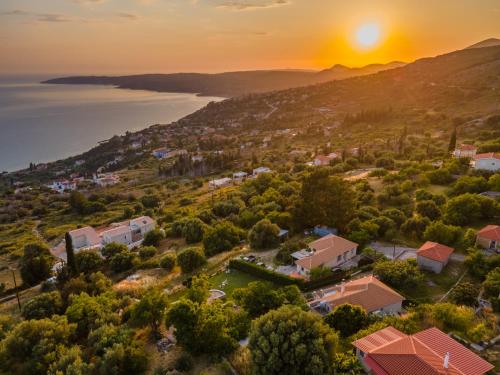 Lourdas Bay View