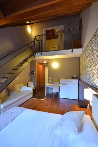 Duplex Suite