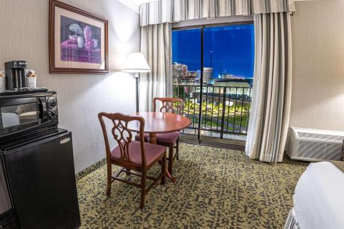 Foto - Salt Lake Plaza Hotel SureStay Collection by Best Western