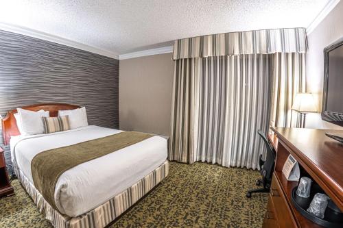 Salt Lake Plaza Hotel SureStay Collection by Best Western