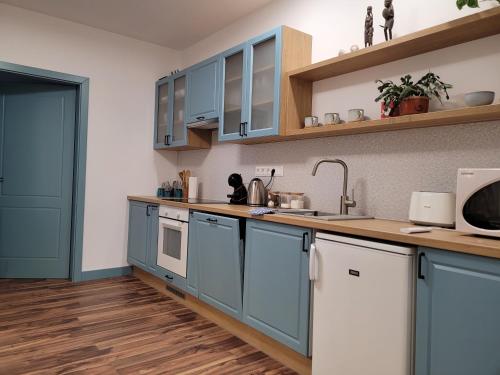 Palvelut, Jégmadár Apartman (Jegmadar Apartman) in Csapokert