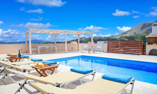Villa Di Giorgio Heated Pool - Παραλία Κούρνα