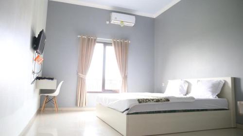 Cemara Guest House Syariah Kertajati in Majalengka