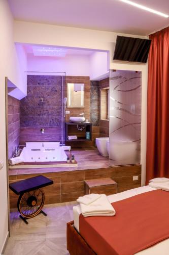Twin Towers Naples Luxury