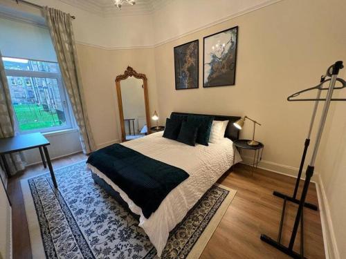 Victorian 3 BR main door flat, King size beds , large rooms, Glasgow (Foto 6)