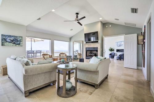 Coastal Retreat with Deck and Ponte Vedra Beach Access in South Ponte Vedra Beach, USA