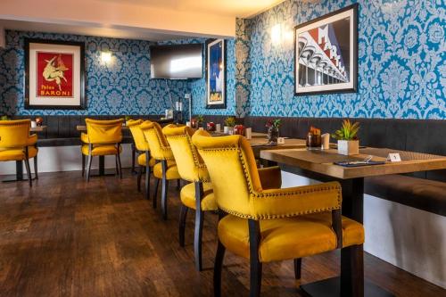 Bar/ Salón, Hotel De Normandie in Saint Helier