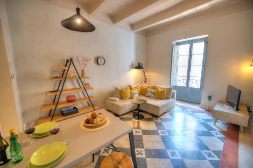 Charming & traditional flat in city center ESCH1-2, Валетта (фото 5)