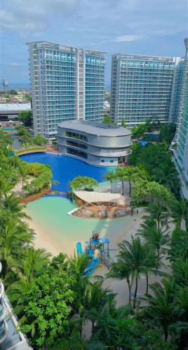 Azure Urban Resort, Manila