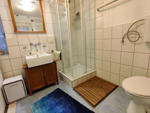 Bathroom, Gemutliches Fachwerkhaus im Mittelgebirge Hessen Thuringen in Herleshausen