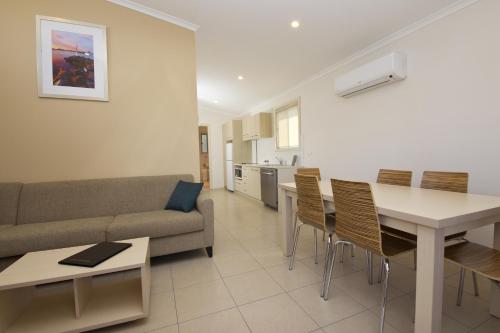 Lakeside Forster Holiday Park Room Type - Superior Accessible Two-Bedroom Villa Lakeside Forster Holiday Park Room Type - Superior Accessible Two-Bedroom Villa